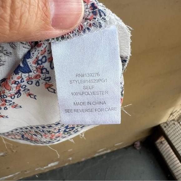 Daniel Rainn Sheer Boho Long Sleeve Blouse - Size M - Lightweight Casual - Picture 4 of 7